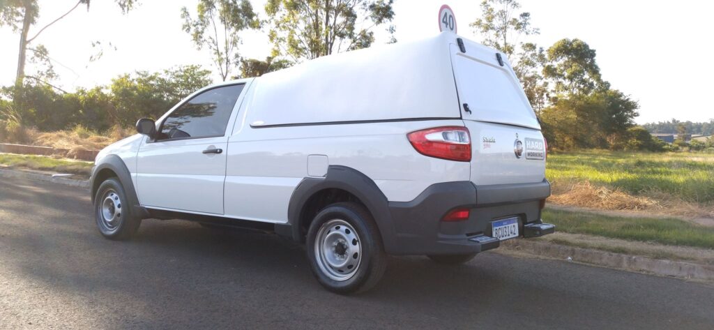 Capota de Fibra Furgão para Fiat Strada cabine simples.